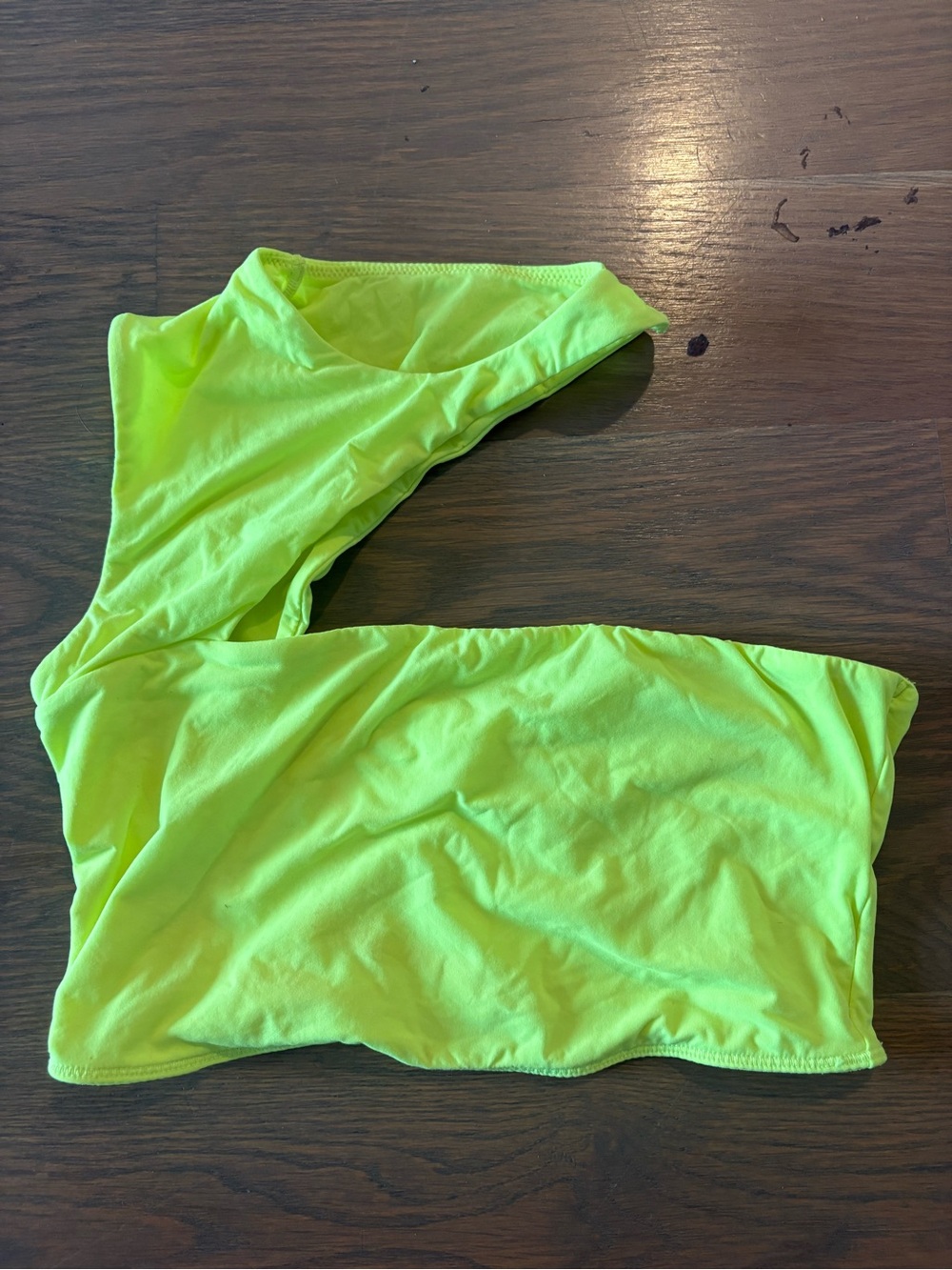 SKIMS fits everybody Neon One-Shoulder Crop Top - Bright Yellow Green